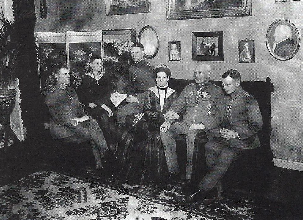 Foto von KRIEGSPOST EINER RHEINISCHEN FAMILIE